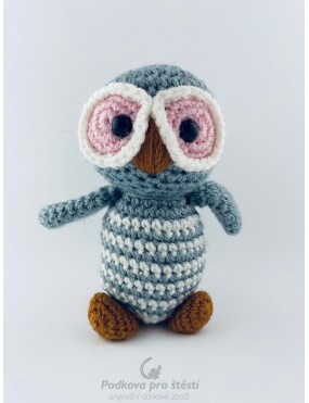 Háčkovaná paní sova